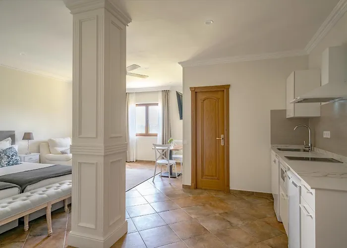 Penas Blancas Apartament Liano